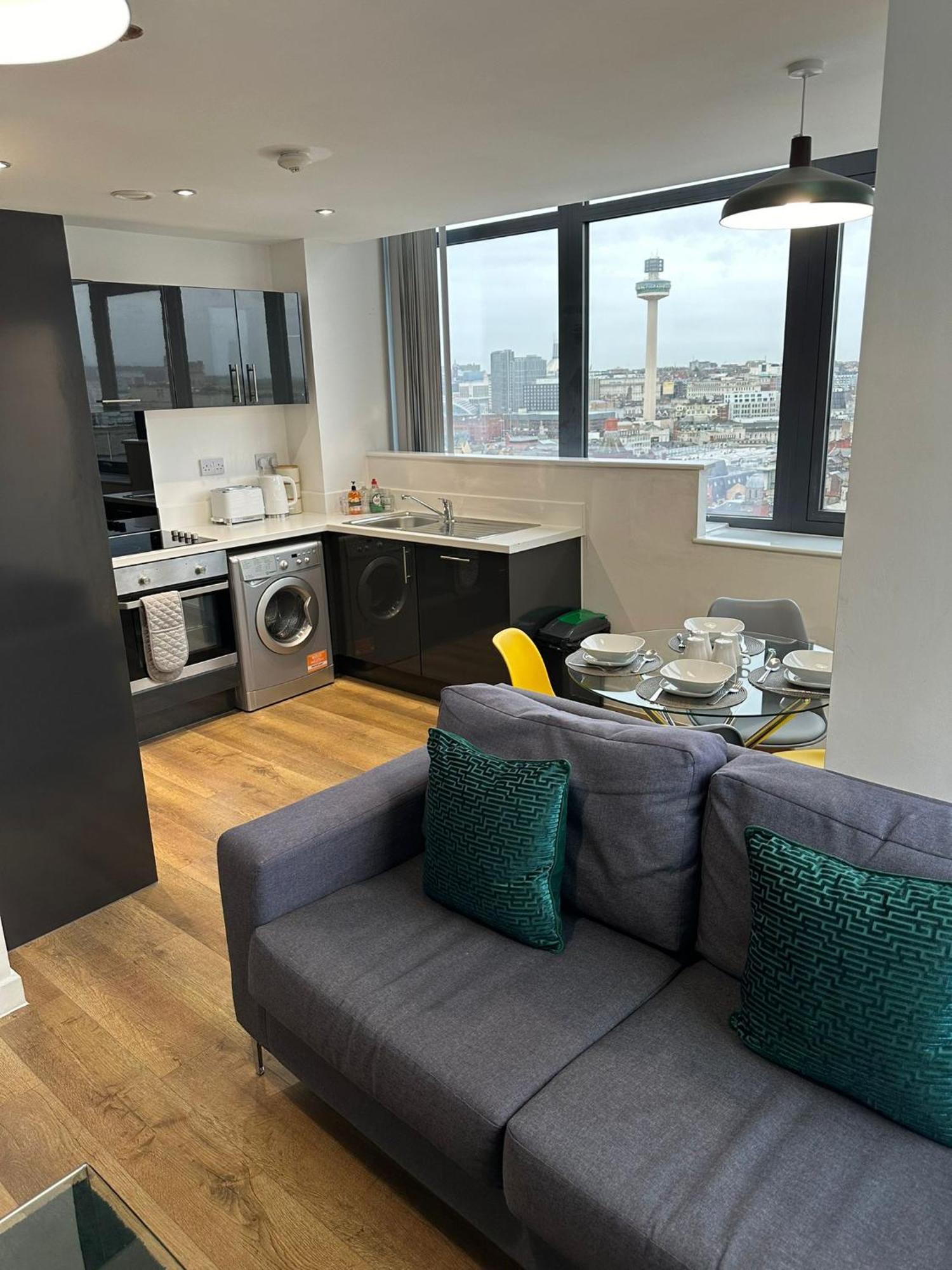 Stunning City View Apartment By Central Stay Liverpool Exterior photo